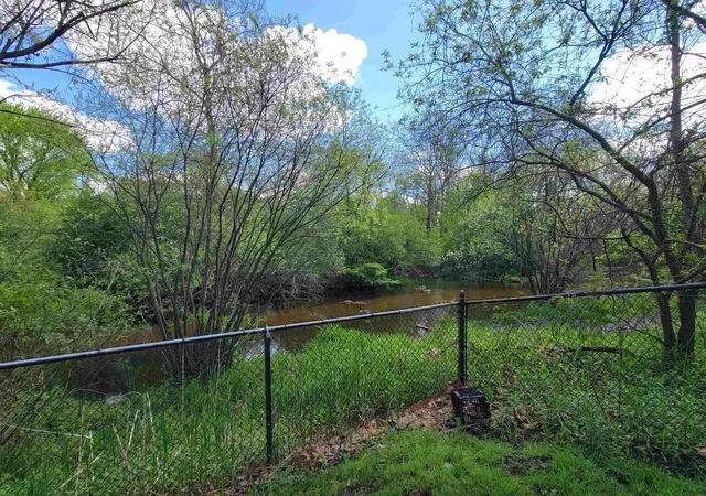 36th image of 1704 Brookwood Dr, Elkhart, IN 46514 | MLS# 202615414