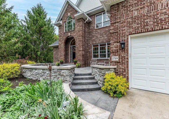 2nd image of 2719 S Silver Creek Dr, Bloomington, IN 47401 | MLS# 202615547