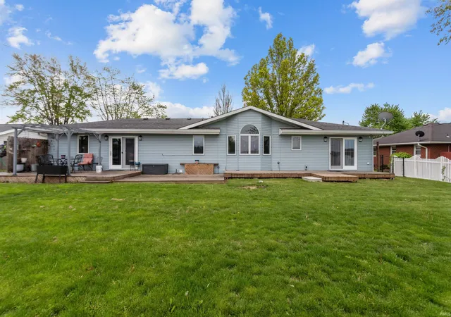 Homes for sale in Kokomo, IN | 936 E Center Rd, Kokomo, IN 46902 | MLS# 202615550