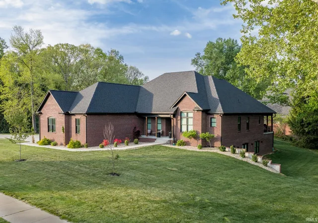 3rd image of 4274 S Norwood Dr, Bloomington, IN 47401 | MLS# 202615552
