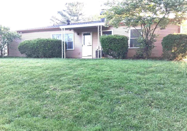 Homes for sale in Bloomington, IN | 3502 N Kingsley Dr, Bloomington, IN 47404 | MLS# 202615598