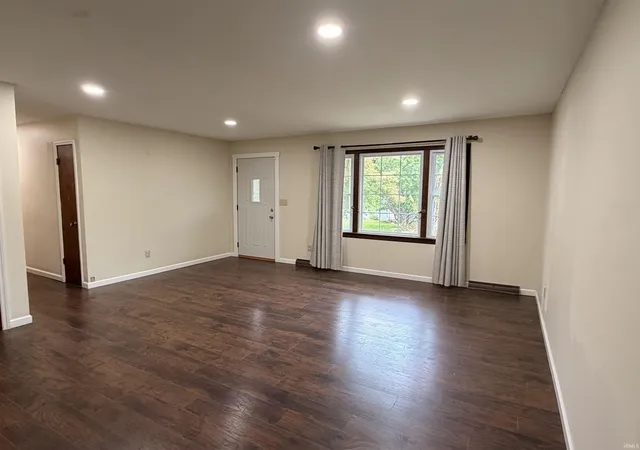 Photo 3 of Manufactured home for sale at 5389 W Brookwood Ct, Bloomington, IN 47404 | MLS# 202615619 | Listing updated on 2026-09-19