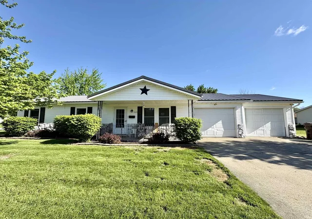 Homes for sale in Bluffton, IN | 1323 Sunnyglenn Ct, Bluffton, IN 46714 | MLS# 202615722