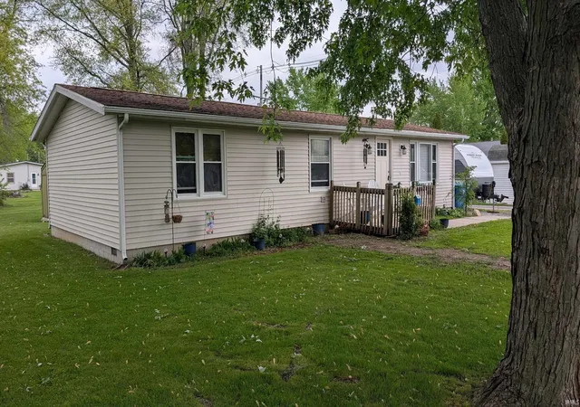 Homes for sale in Bluffton, IN | 723 W Horton St, Bluffton, IN 46714 | MLS# 202615773