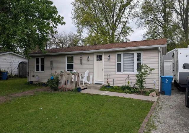 Homes for sale in Bluffton, IN | 723 W Horton St, Bluffton, IN 46714 | MLS# 202615773