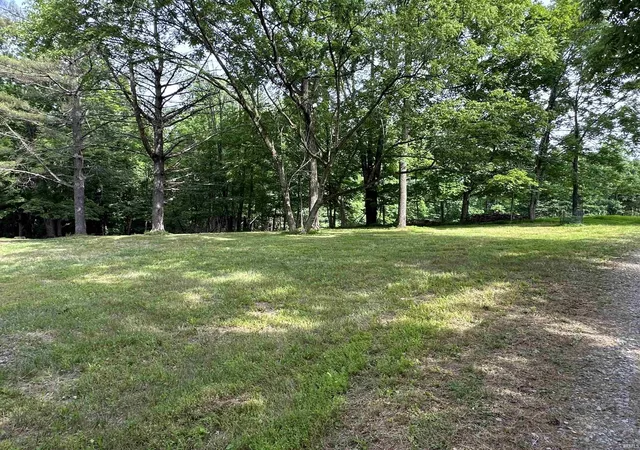 3rd image of 6655 E Gross Rd, Bloomington, IN 47401 | MLS# 202615775