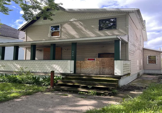 1st image of 510 W Lexington Ave, Elkhart, IN 46516 | MLS# 202615784