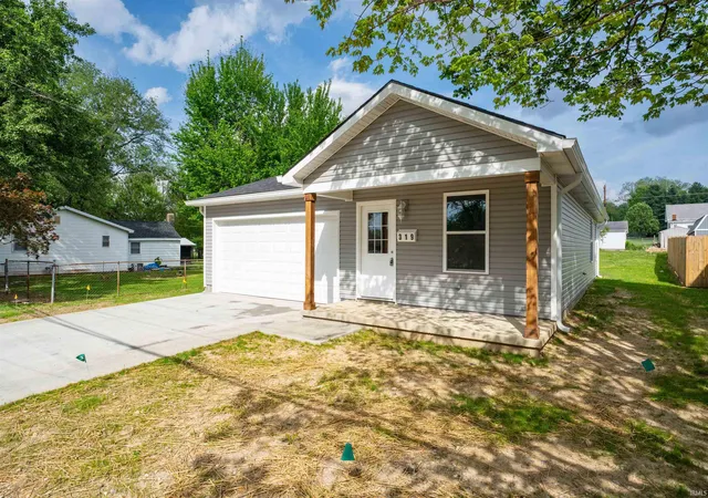 Photo 2 of Manufactured home for sale at 319 S 8th Street, Rockport, IN 47635 | MLS# 202615816 | Listing updated on 2026-08-24