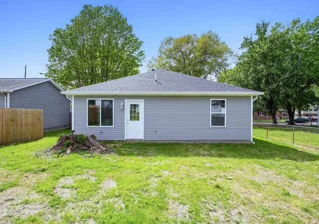 Photo 4 of Manufactured home for sale at 319 S 8th Street, Rockport, IN 47635 | MLS# 202615816 | Listing updated on 2026-08-24