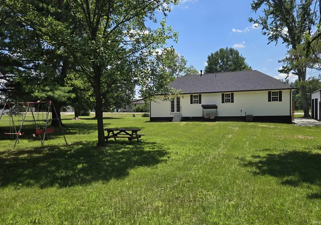 Photo 2 of Manufactured home for sale at 1723 W Street Rd 645 Hwy, Loogootee, IN 47553 | MLS# 202615898 | Listing updated on 2026-09-21