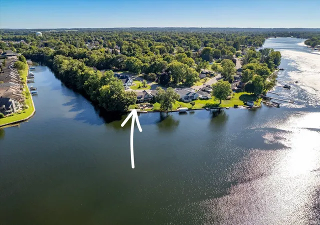 Homes for sale in Mishawaka, IN | 4320 Cottage Ave, Mishawaka, IN 46544 | MLS# 202615909