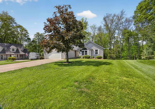 2nd image of 5118 N Echo Bnd, Bloomington, IN 47404 | MLS# 202615939