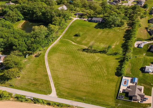 4th image of 1630 Mohr Rd, Evansville, IN 47720 | MLS# 202616144