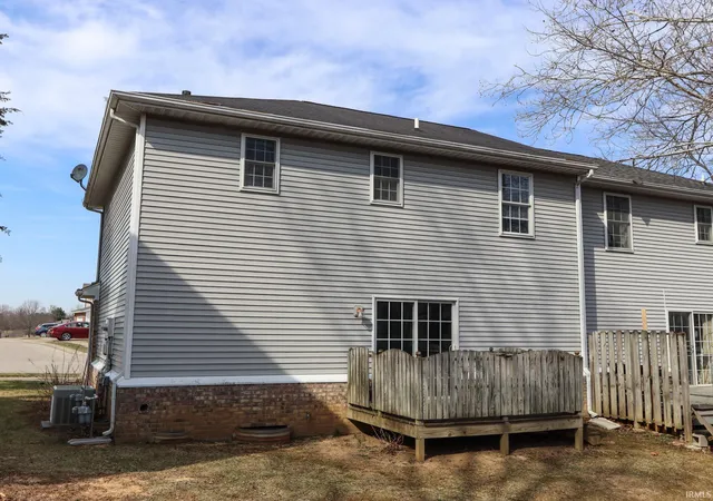 Photo 2 of Condo for sale at 3987 S Cramer Cir, Bloomington, IN 47403 | MLS# 202616163 | Listing updated on 2026-06-02