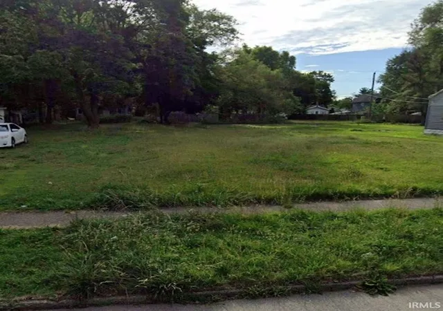 Photo 2 of Land for sale at 1118 Huey St, South Bend, IN 46628 | MLS# 202616216 | Listing updated on 2026-06-20