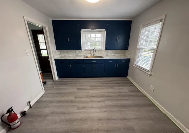 5th image of 2827 Lincolnway St, Mishawaka, IN 46544 | MLS# 202616230