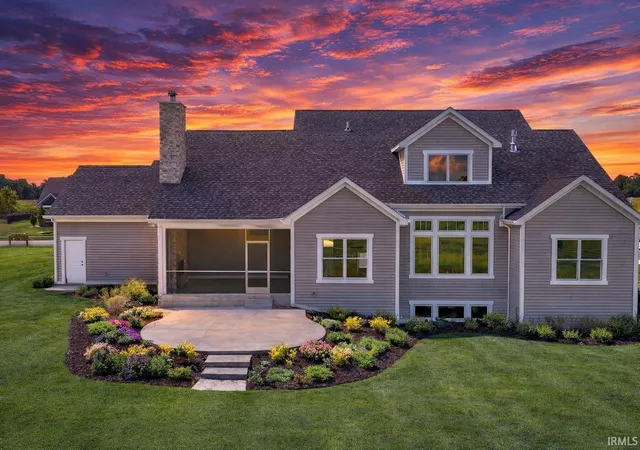 36th image of 2002 Approach Dr, Auburn, IN 46706 | MLS# 202616238