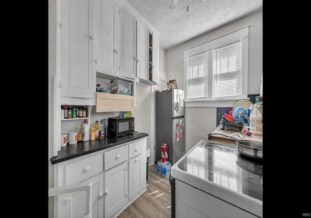 4th image of 1654 O'Brien St St, South Bend, IN 46628 | MLS# 202616263