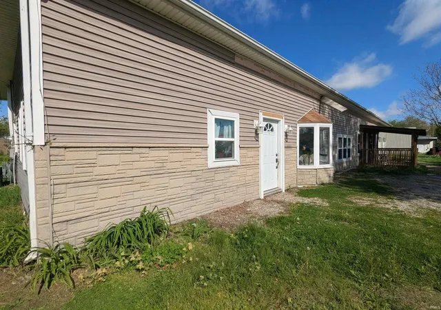 Homes for sale in Tippecanoe, IN | 18189 State Road 331, Tippecanoe, IN 46570 | MLS# 202616337