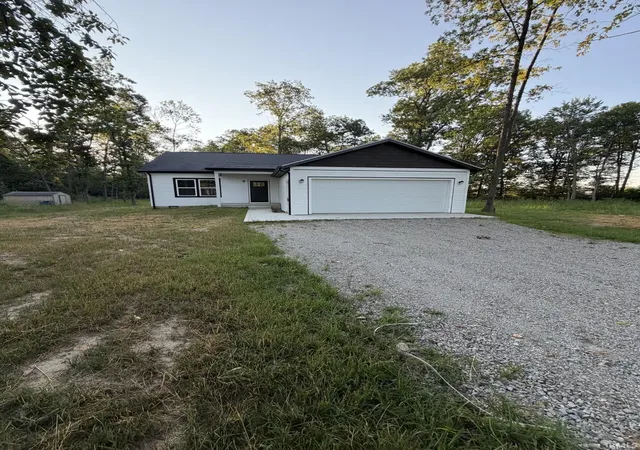 Photo 3 of Manufactured home for sale at 2611 Sheridan Rd, Fort Wayne, IN 46803 | MLS# 202616386 | Listing updated on 2026-09-09