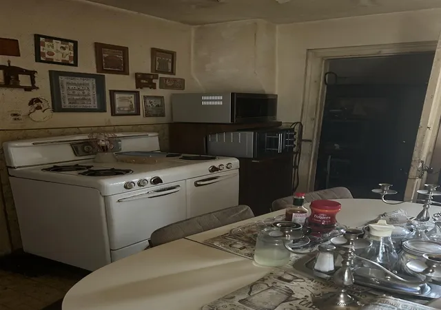 Photo 3 of Manufactured home for sale at 2519 Weisser Park Ave, Fort Wayne, IN 46803 | MLS# 202616431 | Listing updated on 2026-07-12