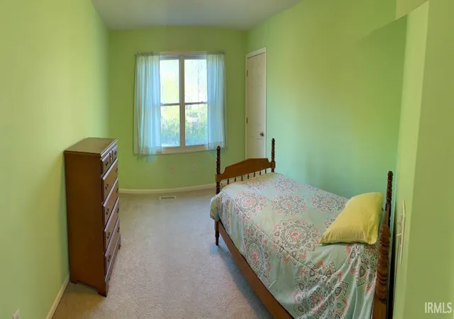 19th image of 601 Finch Dr, South Bend, IN 46614 | MLS# 202616481