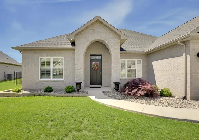 Photo 4 of Manufactured home for sale at 7815 Mesa Ct, Evansville, IN 47715 | MLS# 202616507 | Listing updated on 2026-08-18