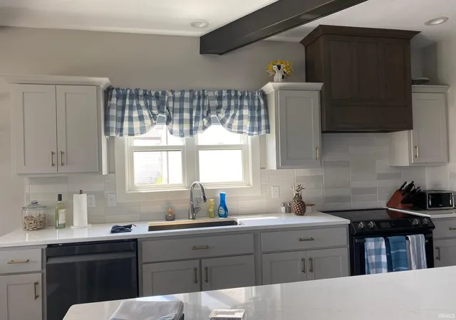 5th image of 17192 Hillsong Ln, Huntertown, IN 46748 | MLS# 202616508