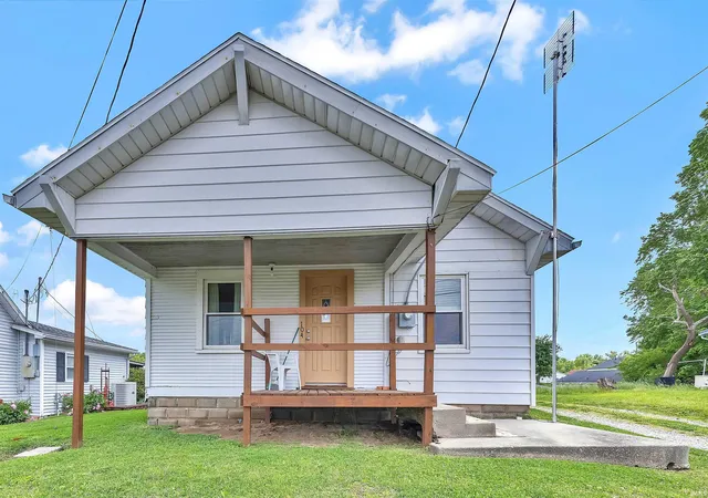 Photo 1 of Sale Pending at 104 S Division St, Francisco, IN 47649 | MLS# 202616545 | Listing updated on 2026-07-17