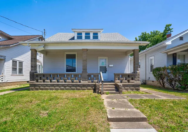 3rd image of 1128 Main St, Tell City, IN 47586 | MLS# 202616561