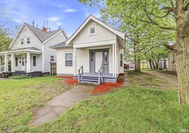 Photo 3 of Manufactured home for sale at 1310 Kinyon St, South Bend, IN 46616 | MLS# 202616659 | Listing updated on 2026-05-05