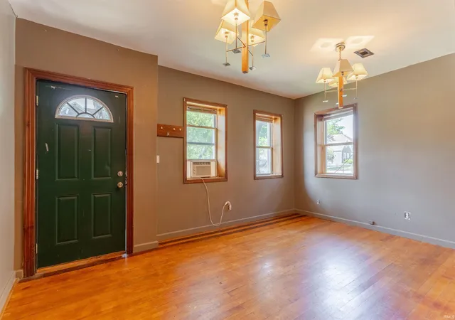 Homes for sale in Evansville, IN | 332 Madison Ave, Evansville, IN 47713 | MLS# 202616660
