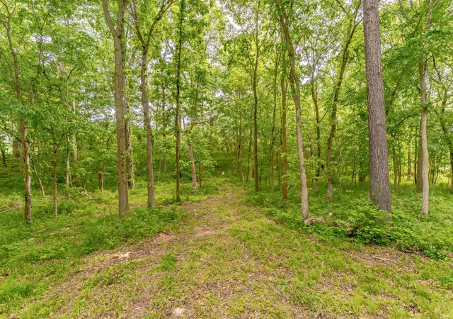 2nd image of 2303 Schroeder Rd, Haubstadt, IN 47639 | MLS# 202616686