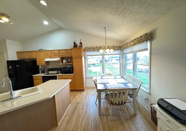 Homes for sale in Rochester, IN | 1728 Colonial Dr, Rochester, IN 46975 | MLS# 202616716
