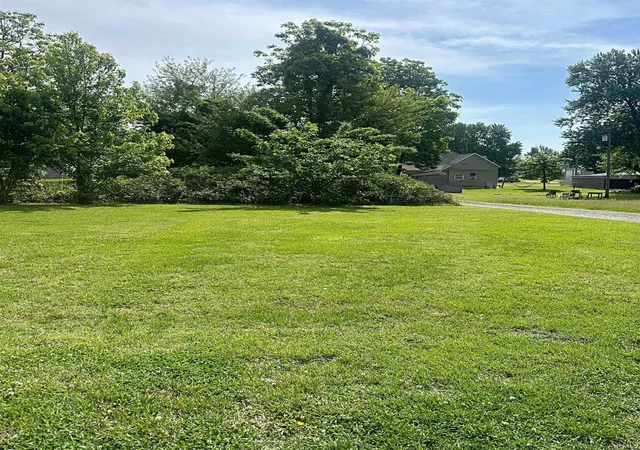 Photo 4 of Sale Pending at 510 NW 10th Street, Washington, IN 47501 | MLS# 202616790 | Listing updated on 2026-09-01