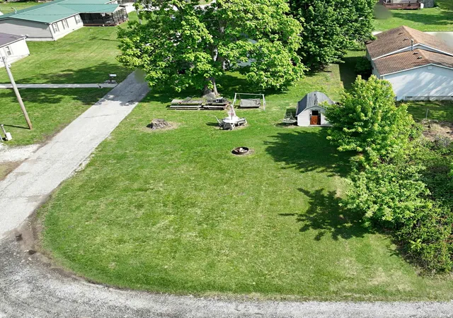 Photo 6 of Sale Pending at 510 Nw 10th Street, Washington, IN 47501 | MLS# 202616790 | Listing updated on 2026-09-01