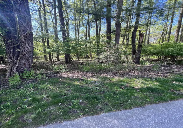 Photo 3 of Sale Pending at 21540 Ravenna Dr, South Bend, IN 46628 | MLS# 202616861 | Listing updated on 2026-09-26