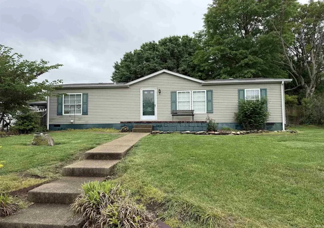 Homes for sale in Mount Vernon, IN | 1305 N Canal St, Mount Vernon, IN 47620 | MLS# 202616984