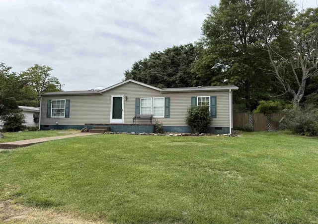 Homes for sale in Mount Vernon, IN | 1305 N Canal St, Mount Vernon, IN 47620 | MLS# 202616984