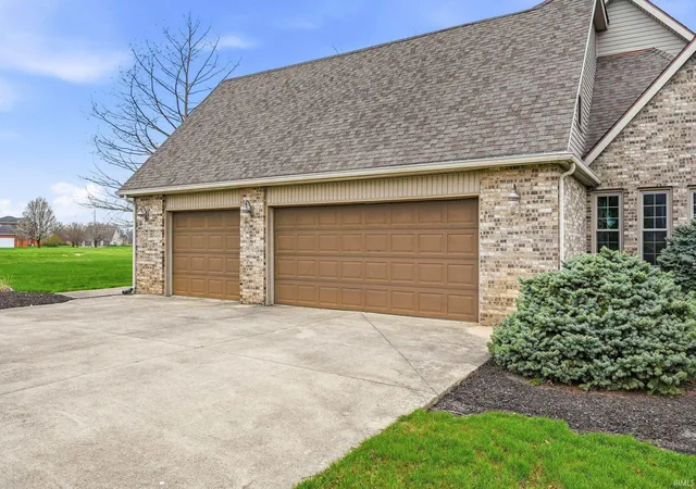 Photo 3 of Manufactured home for sale at 92 W Golfbrook Dr, Portland, IN 47371 | MLS# 202617006 | Listing updated on 2026-06-19