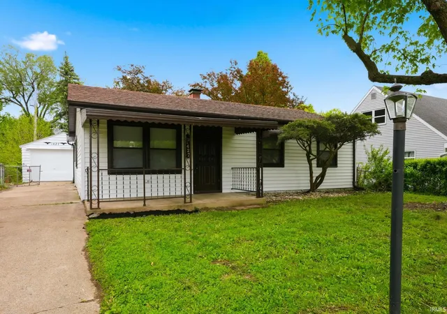 1st image of 1427 Baywood Dr, New Haven, IN 46774 | MLS# 202617057