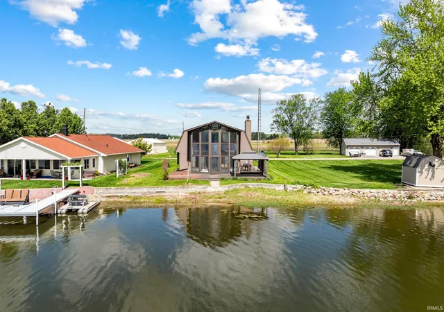 Homes for sale in North Manchester, IN | 33 E Ireland Dr, North Manchester, IN 46962 | MLS# 202617134