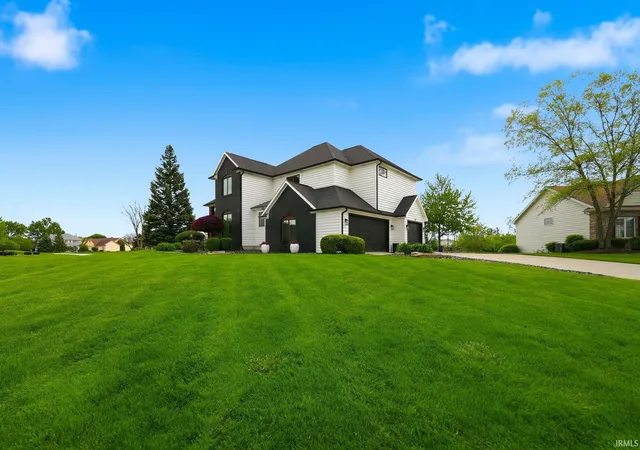 Homes for sale in Fort Wayne, IN | 1010 Woodland Xing, Fort Wayne, IN 46825 | MLS# 202617135