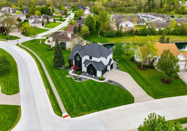 Homes for sale in Fort Wayne, IN | 1010 Woodland Xing, Fort Wayne, IN 46825 | MLS# 202617135