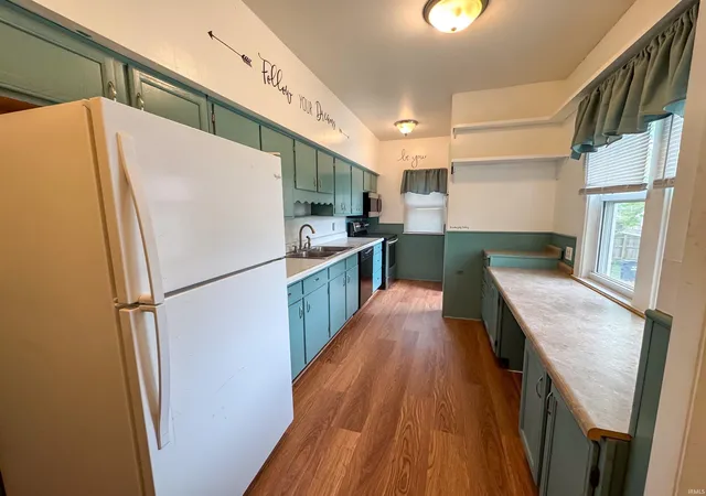 Photo 2 of Sale Pending at 511 W Sycamore St, Kokomo, IN 46901 | MLS# 202617268 | Listing updated on 2026-08-29