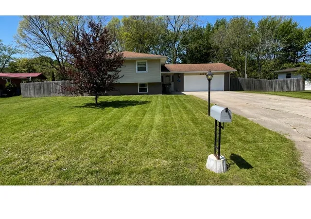 1st image of 60357 Pembrook Ln, Elkhart, IN 46517 | MLS# 202617329