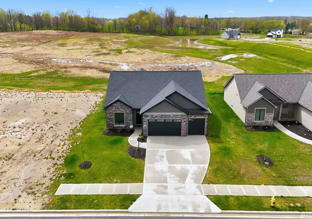 1st image of 150 Wagon Wheel Dr, Warsaw, IN 46580 | MLS# 202617332