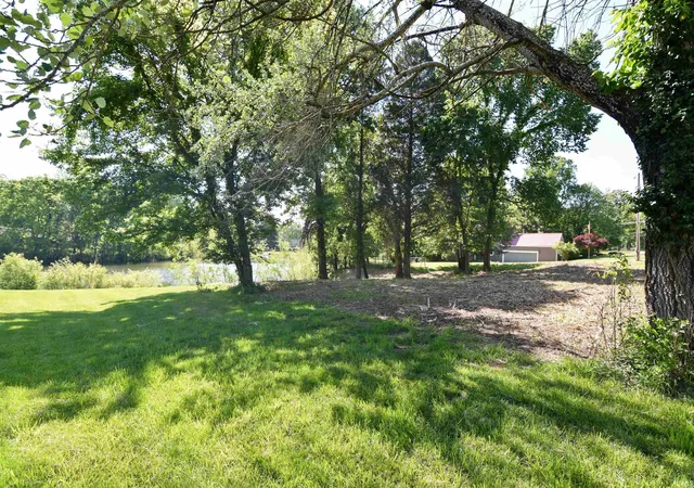 3rd image of 543 W Mt Pleasant Rd, Evansville, IN 47711 | MLS# 202617352