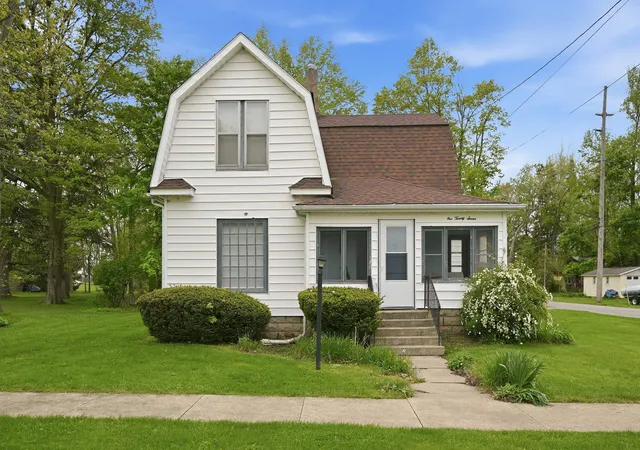 Homes for sale in Angola, IN | 127 N Kinney, Angola, IN 46703 | MLS# 202617363