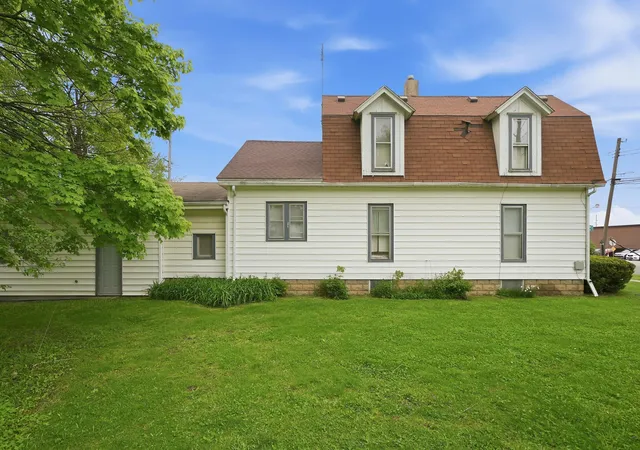 Homes for sale in Angola, IN | 127 N Kinney, Angola, IN 46703 | MLS# 202617363